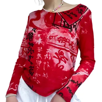 Üst Kadınlar Temel T-shirt Kırpma Üstleri Bahar Sonbahar Elbise Scoop Boyun Şık Graffiti Baskı Uzun Kollu İnce Tees y2k Streetwear